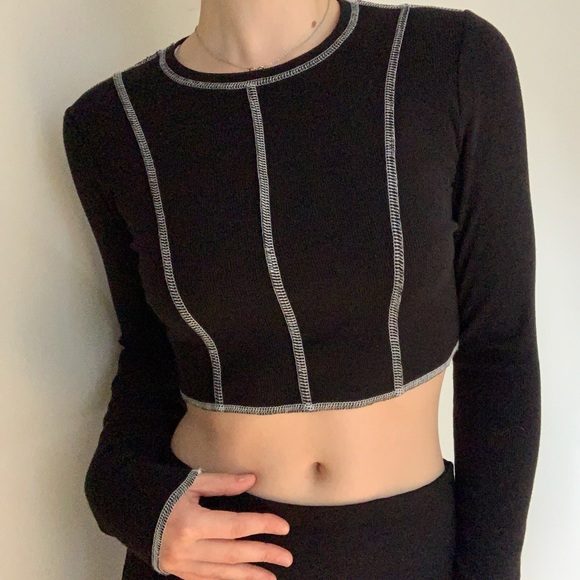 Garage Black & White Longsleeve - Picture 1 of 5